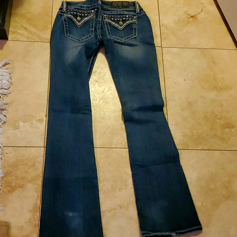 Jeans